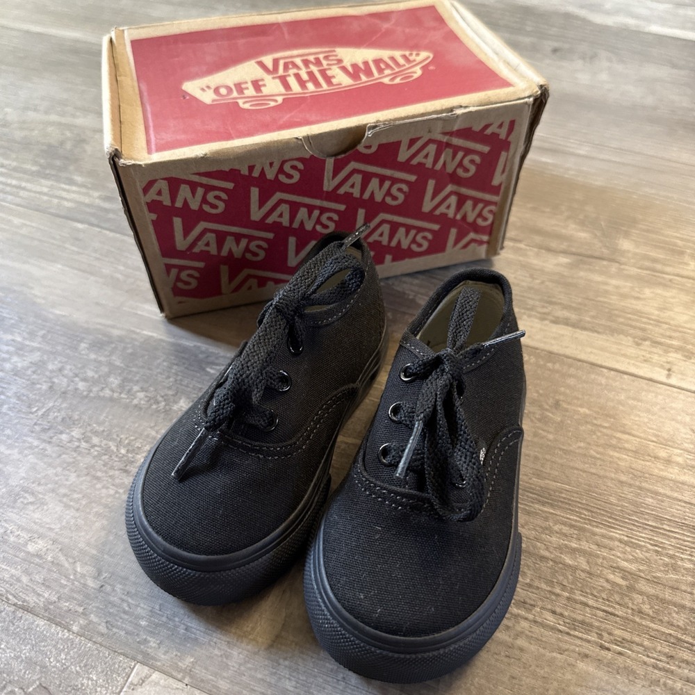 Vans Canvas Laces Black / Black Toddler Size 5 SNEAKERS SHOES   (NEW WITH BOX)